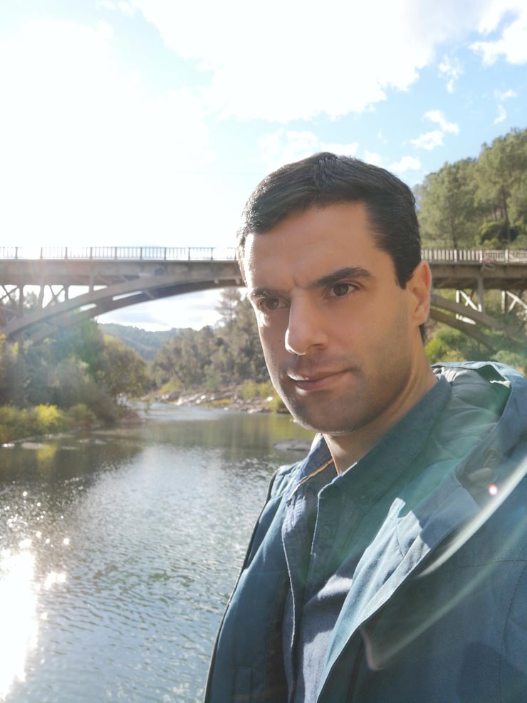 files/man-looking-away-against-river-bridge_1048944-21582882.jpg